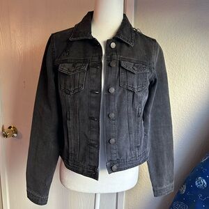 Black distress, Jean jacket